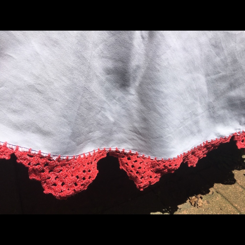 100% Handmade Table Cloth - Picture 6 of 6
